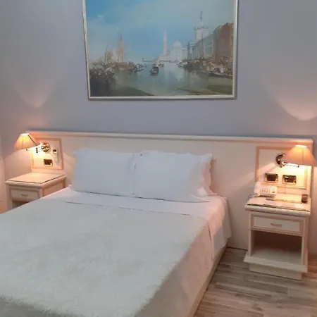 Szálloda Guri 3*