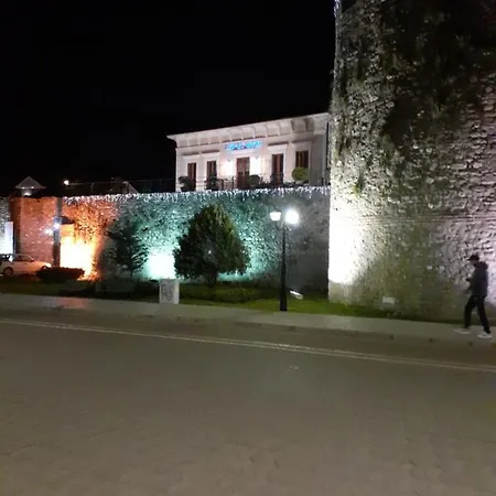Szálloda Guri 3*