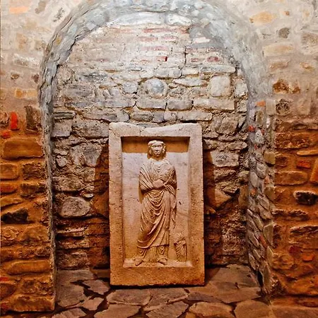 Отель Guri Эльбасан