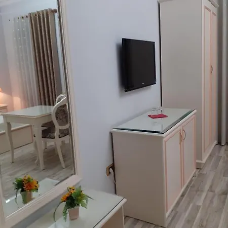 Hotel Guri 3*